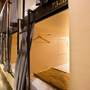 7 Wonders Boutique Capsule 2*, Singapore Singapore