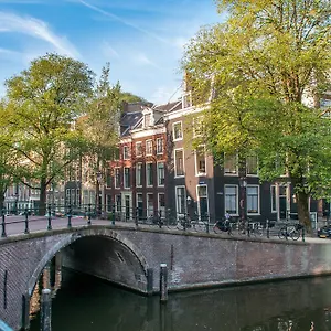 The Vanguard 2*, Amsterdam Netherlands